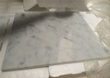 China Telhas de assoalho de mármore brancas lustradas italianas de Carrara das telhas de pedra naturais brancas fornecedor